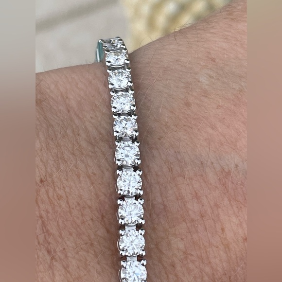 Tennis Bracelet - Picture 3 of 7